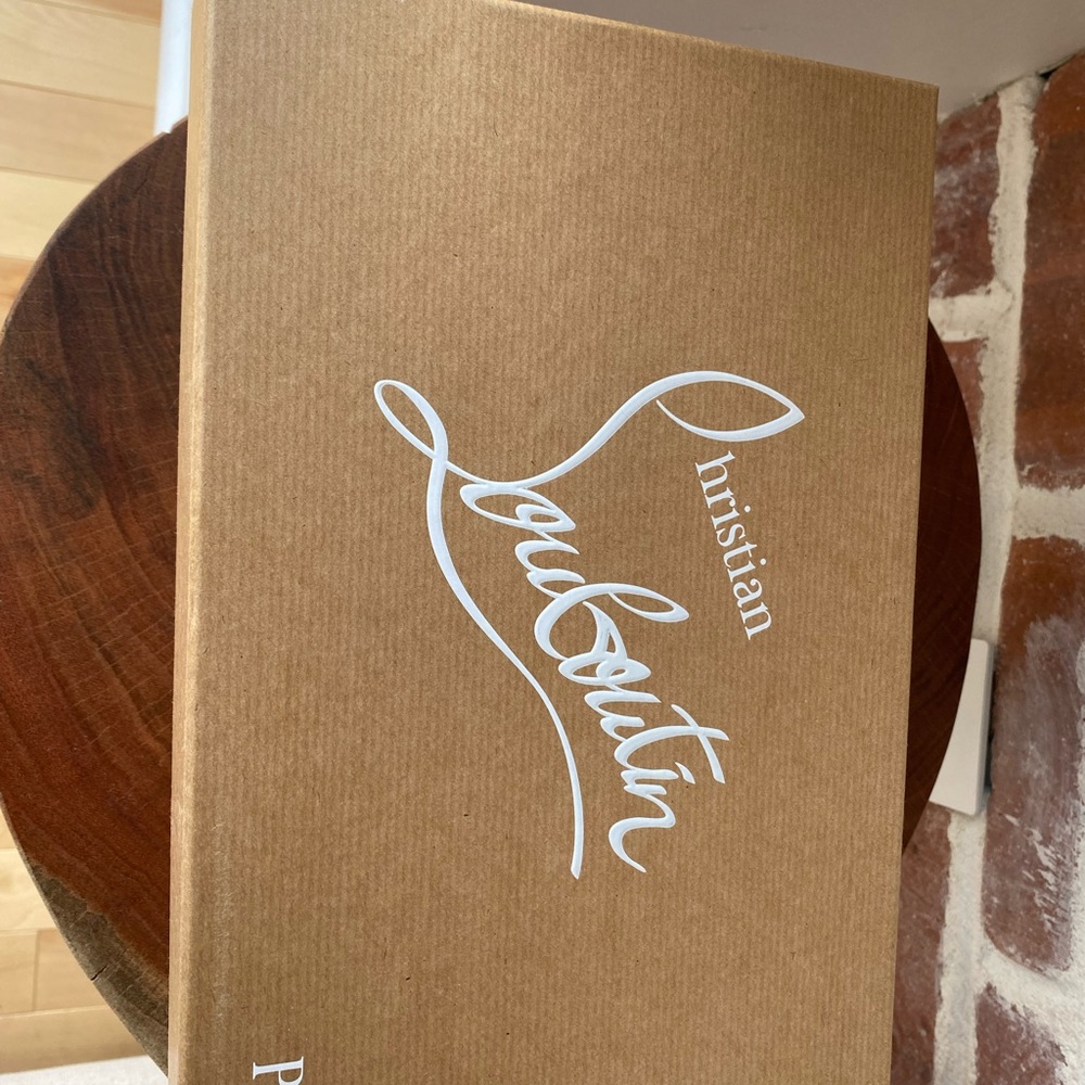 Louboutin Hot Chick pumps, 36 - Picture 9 of 11